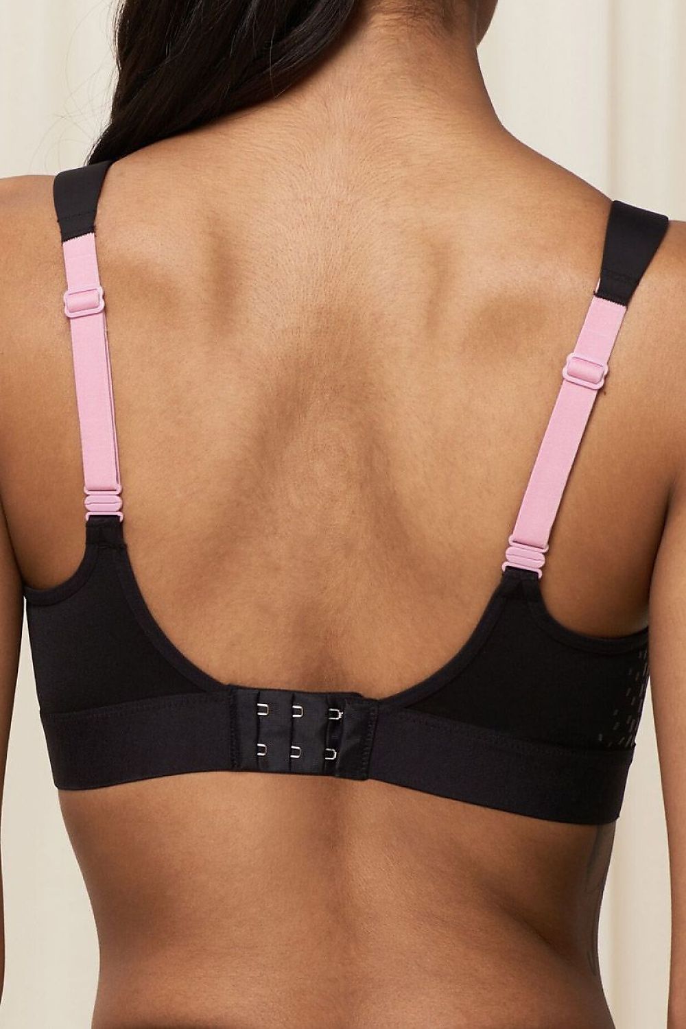 Sports bra model 229503 Triumph